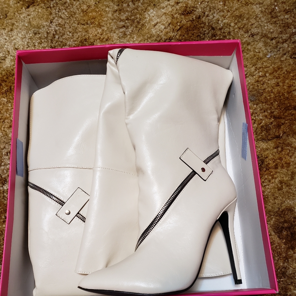 Over the knee stiletto boot